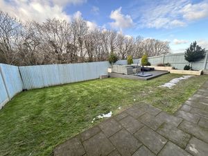 Photo 32- click for photo gallery